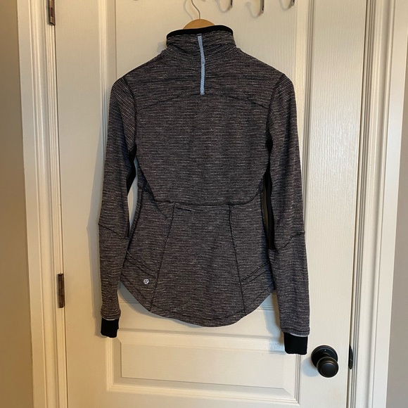 Lululemon base runner long leave 6 - Picture 2 of 4